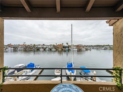 17110 Bluewater Lane, Huntington Beach, CA