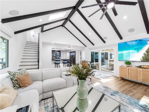 5622  Brighton   Drive, Huntington Beach, CA