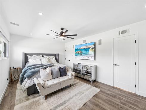 5622  Brighton   Drive, Huntington Beach, CA