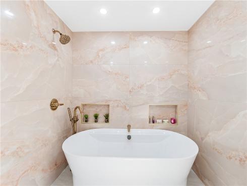 5622  Brighton   Drive, Huntington Beach, CA