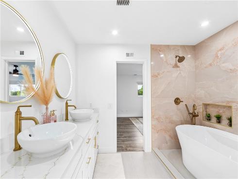 5622  Brighton   Drive, Huntington Beach, CA