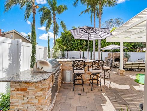 5622  Brighton   Drive, Huntington Beach, CA