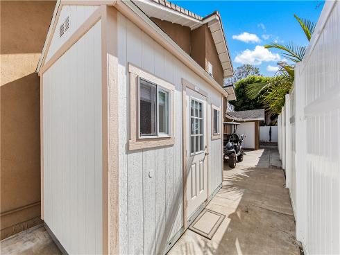 5622  Brighton   Drive, Huntington Beach, CA