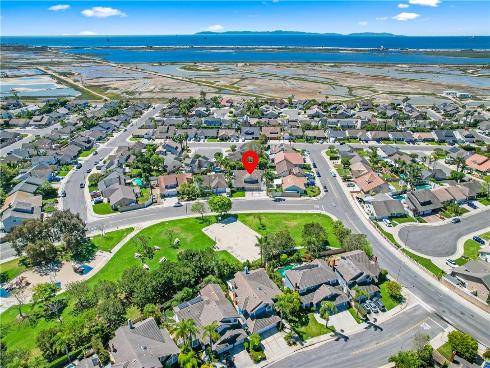 5622  Brighton   Drive, Huntington Beach, CA