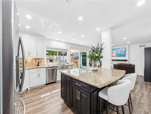 5622  Brighton   Drive, Huntington Beach, CA
