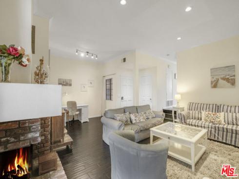 8171  Racepoint  104  Drive, Huntington Beach, CA