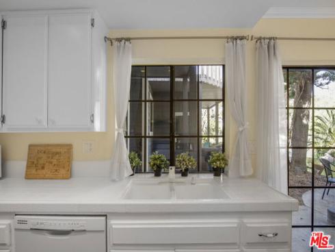 8171  Racepoint  104  Drive, Huntington Beach, CA