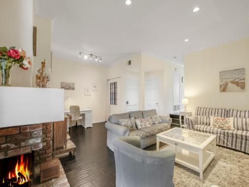 8171  Racepoint  104  Drive, Huntington Beach, CA