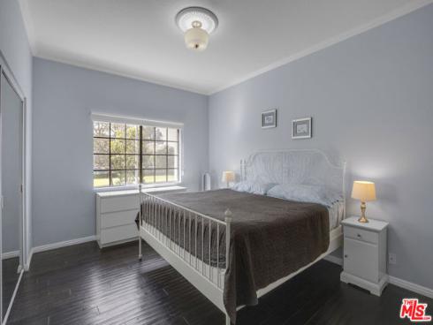 8171  Racepoint  104  Drive, Huntington Beach, CA