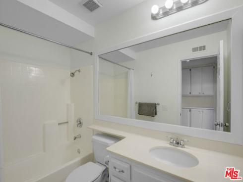 8171  Racepoint  104  Drive, Huntington Beach, CA