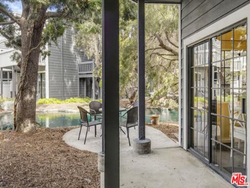 8171  Racepoint  104  Drive, Huntington Beach, CA