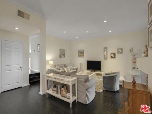 8171  Racepoint  104  Drive, Huntington Beach, CA