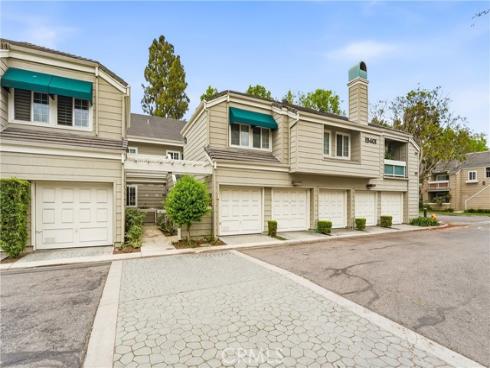 19401  Sunray Lane  204 , Huntington Beach, CA