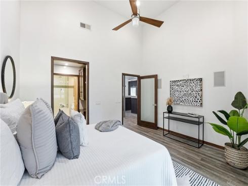 19401  Sunray Lane  204 , Huntington Beach, CA