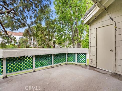 19401  Sunray Lane  204 , Huntington Beach, CA