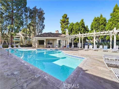 19401  Sunray Lane  204 , Huntington Beach, CA