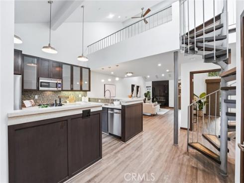 19401  Sunray Lane  204 , Huntington Beach, CA