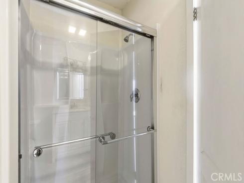 8633  Portola  17E  Court, Huntington Beach, CA