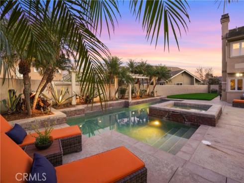 17502  Tuscan  , Huntington Beach, CA