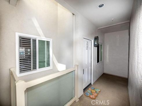 1516 Pacific Coast , Huntington Beach, CA