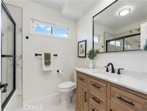 17252  Almelo   Lane, Huntington Beach, CA