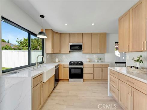 8761  Anthony  , Huntington Beach, CA