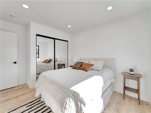 8761  Anthony  , Huntington Beach, CA