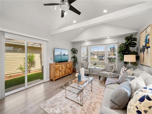 8272  Guilders   Drive, Huntington Beach, CA