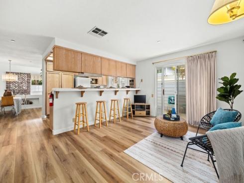 19126  Queensport  D  Lane, Huntington Beach, CA