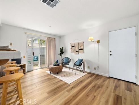 19126  Queensport  D  Lane, Huntington Beach, CA