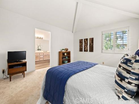 19126  Queensport  D  Lane, Huntington Beach, CA