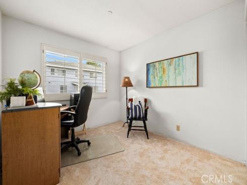 19126  Queensport  D  Lane, Huntington Beach, CA