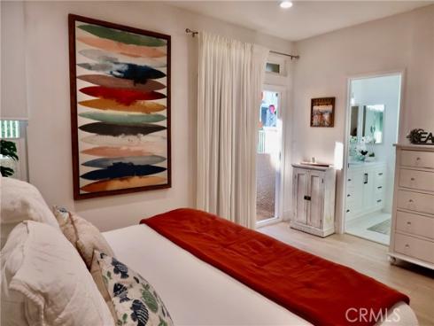 4561  Warner  101 , Huntington Beach, CA