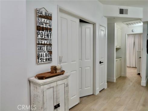 4561  Warner  101 , Huntington Beach, CA