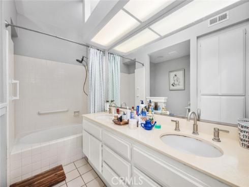 5146 Dorado 106 Drive, Huntington Beach, CA