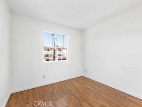 409  Utica  C-29 , Huntington Beach, CA