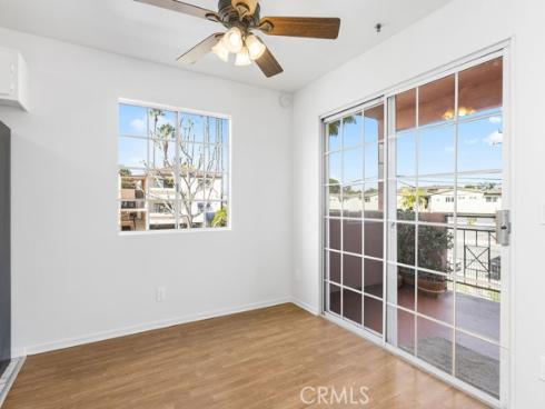 409  Utica  C-29 , Huntington Beach, CA