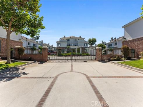 18723  Chapel   Lane, Huntington Beach, CA