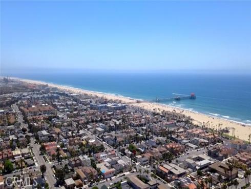 18723  Chapel   Lane, Huntington Beach, CA