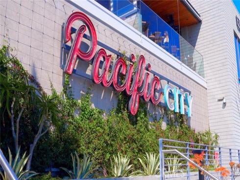 18723  Chapel   Lane, Huntington Beach, CA