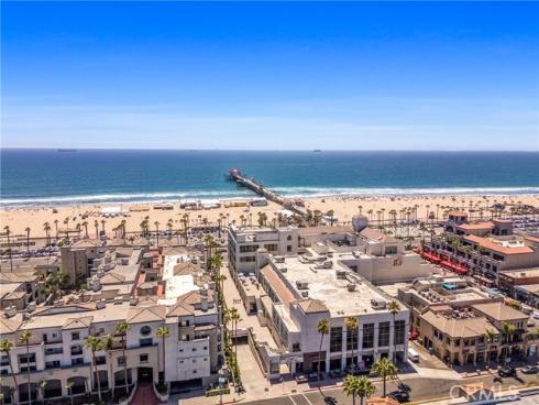 18723 Chapel Lane, Huntington Beach, CA