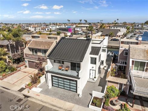 16742 Intrepid Ln , Huntington Beach, CA