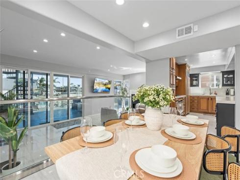 16742 Intrepid Ln , Huntington Beach, CA