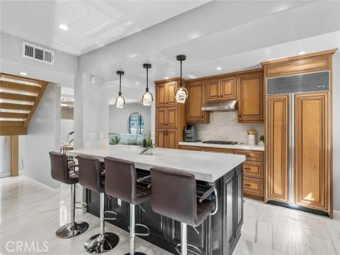 16742 Intrepid Ln , Huntington Beach, CA