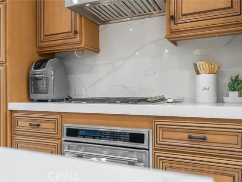 16742 Intrepid Ln , Huntington Beach, CA