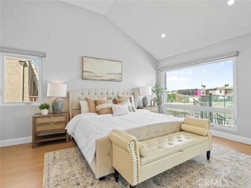 16742 Intrepid Ln , Huntington Beach, CA