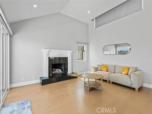 16742 Intrepid Ln , Huntington Beach, CA