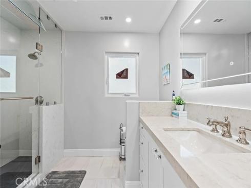 16742 Intrepid Ln , Huntington Beach, CA