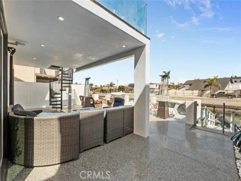 16742 Intrepid Ln , Huntington Beach, CA