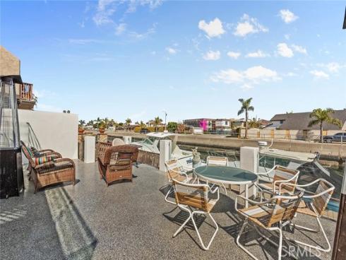 16742 Intrepid Ln , Huntington Beach, CA